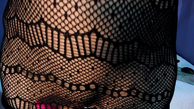 Naughtymilfx    online show from July 9, 12:51 pm