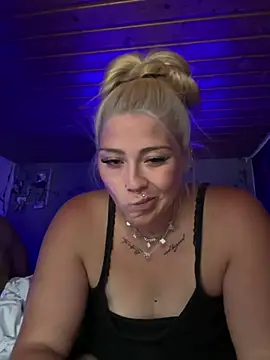 LeonundLisaxxx online show from July 20, 5:36 pm