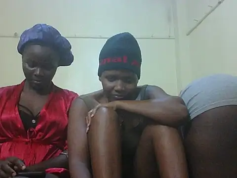Midnightnova1 online show from July 18, 5:59 pm