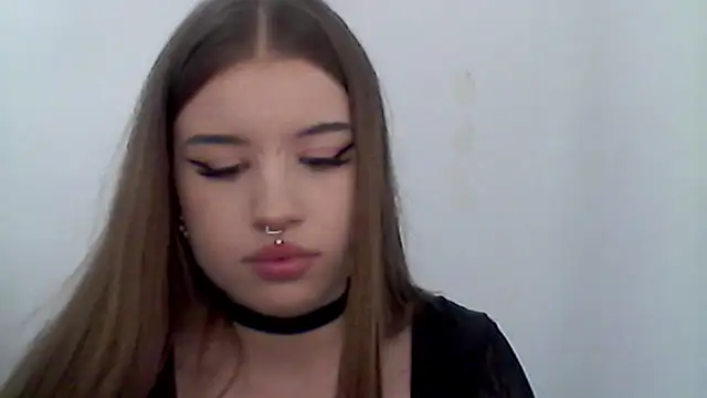 MollyHotTeen online show from July 28, 4:39 pm