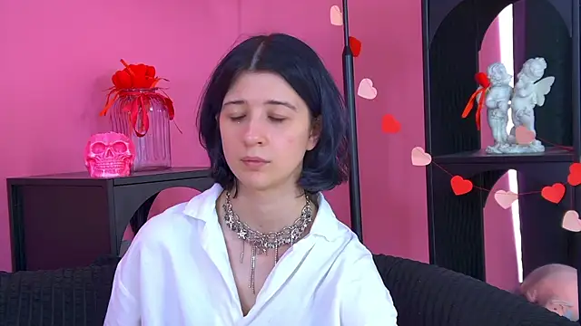 AnneAvelin online show from July 14, 6:18 am