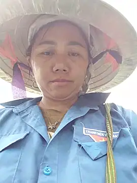 Mai-lingg online show from July 16, 9:14 am