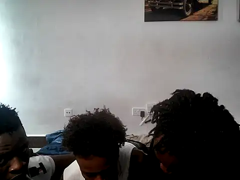 threemanias online show from August 6, 12:56 pm