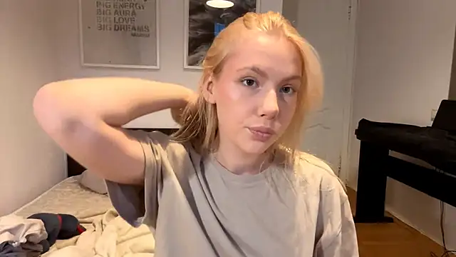 KerryKausch online show from July 29, 2:22 am