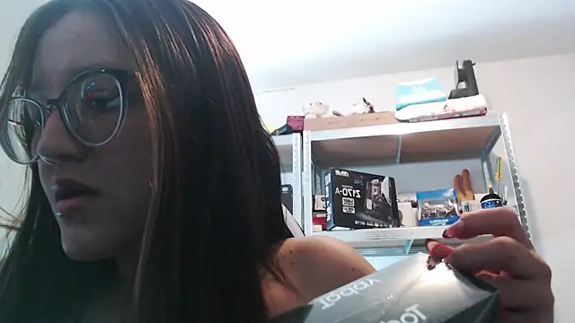 Luna sweetie  online show from July 18, 1:57 pm