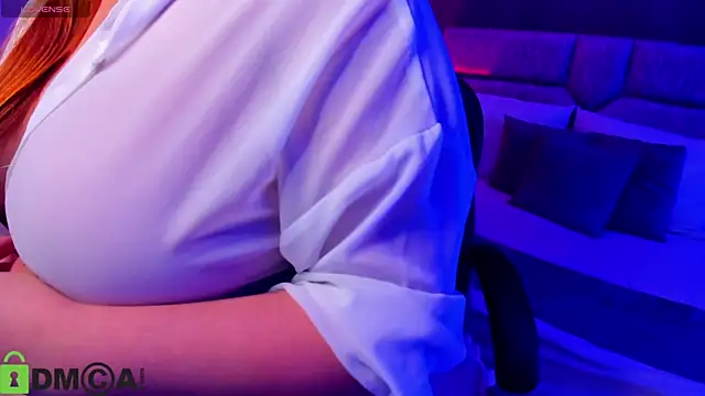 miaparker25 online show from July 14, 7:18 pm