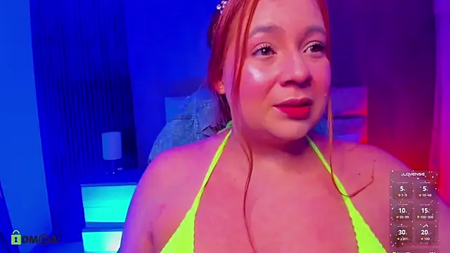 miaparker25 online show from July 28, 7:39 pm