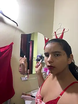 CatwomanAndHotman online show from July 16, 4:44 pm