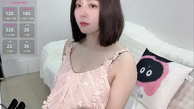 Lucy-8 online show from July 12, 3:24 pm