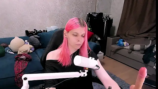 LunaPink69 online show from July 20, 11:27 pm