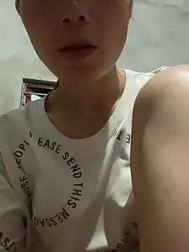 quyquy01 online show from July 26, 4:26 pm