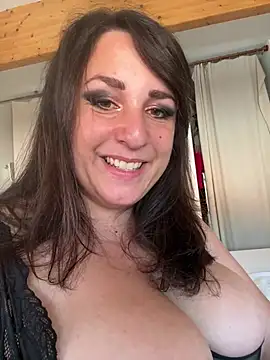 DreamCurves online show from July 28, 12:48 pm