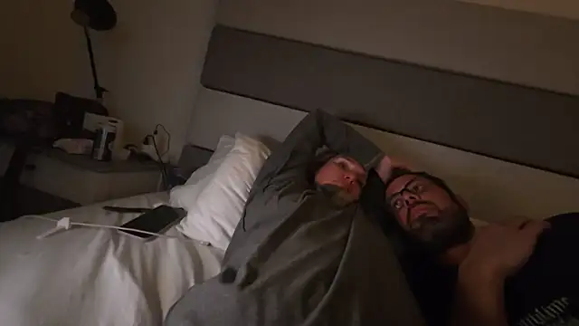DuncanDoesAngie online show from August 1, 1:18 am