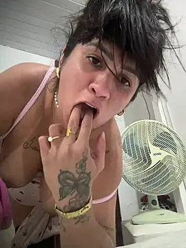 moranquinho online show from July 18, 3:10 am
