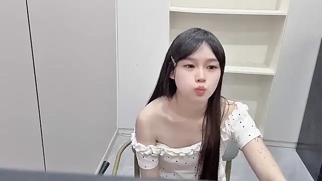 xm99m online show from July 17, 11:36 am