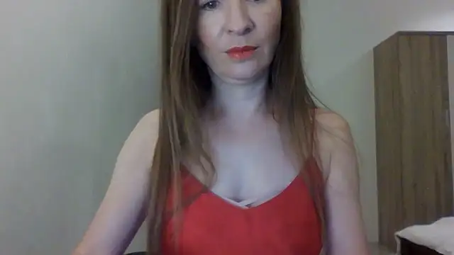 Sweet Poeme online show from July 28, 3:21 pm