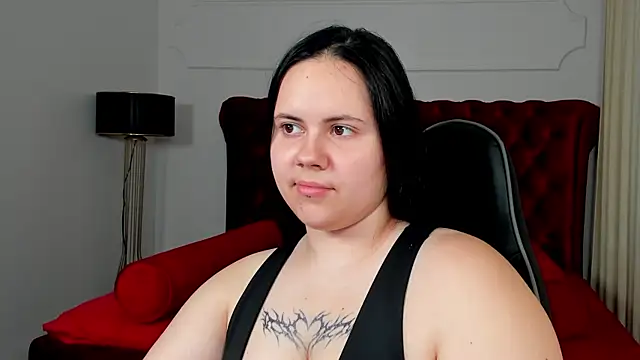 DaisyHarts online show from July 26, 5:26 am