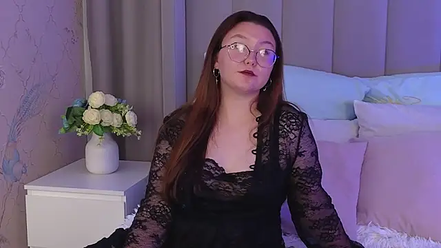 SophiaaBelle online show from July 9, 10:28 am
