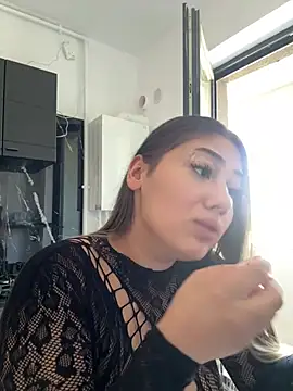 VivianneViolet online show from July 14, 7:57 am