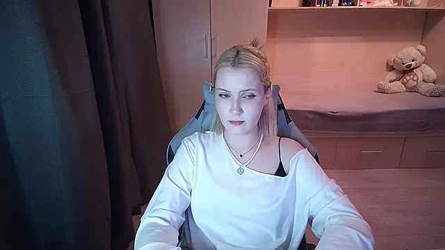 ElsyGven online show from July 21, 3:24 pm