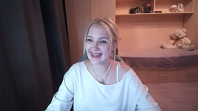 ElsyGven online show from July 17, 1:15 pm