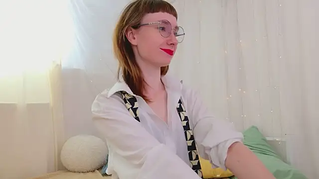 Naomi Evermore online show from July 18, 8:50 am