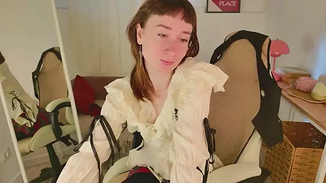 Naomi Evermore online show from July 26, 5:59 am