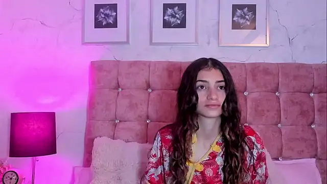 Katalina Laurent online show from July 27, 11:18 am