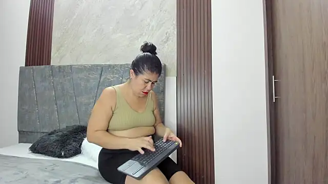 brianna smithx online show from July 29, 10:26 am