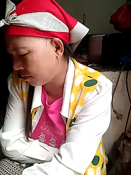 Meimei Lucky online show from July 25, 2:40 am