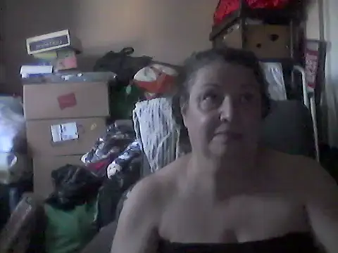 shadowdashlyla online show from July 12, 11:38 pm