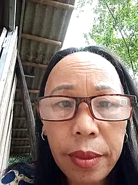 lylai18 online show from July 27, 2:19 am