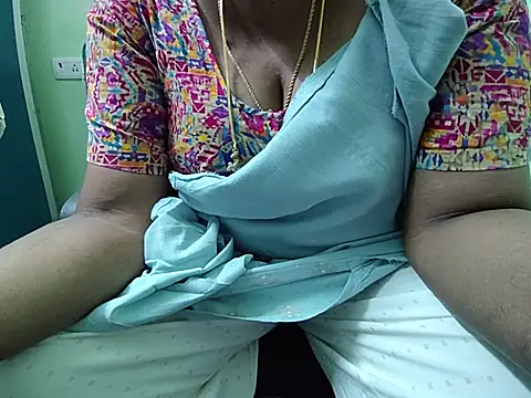duskyyskinn online show from July 14, 4:55 pm