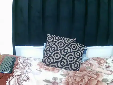 Flossy27 online show from July 14, 2:05 am