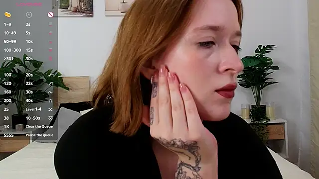Tia shy online show from July 20, 1:24 pm
