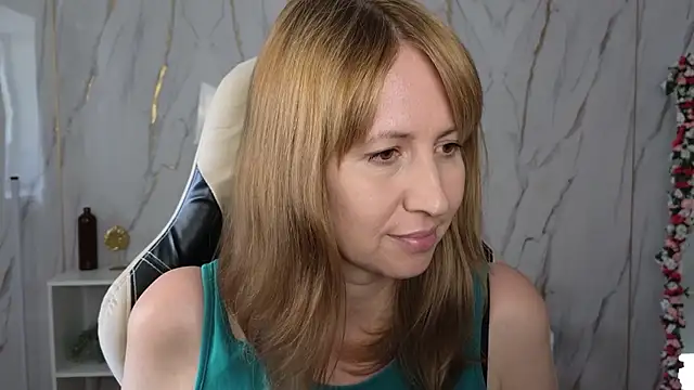 Elizabeth Grace online show from July 24, 9:07 am