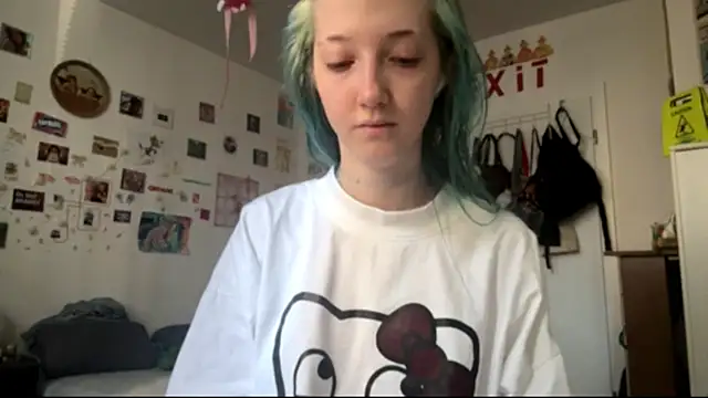 sixsevengirls online show from July 25, 9:38 am