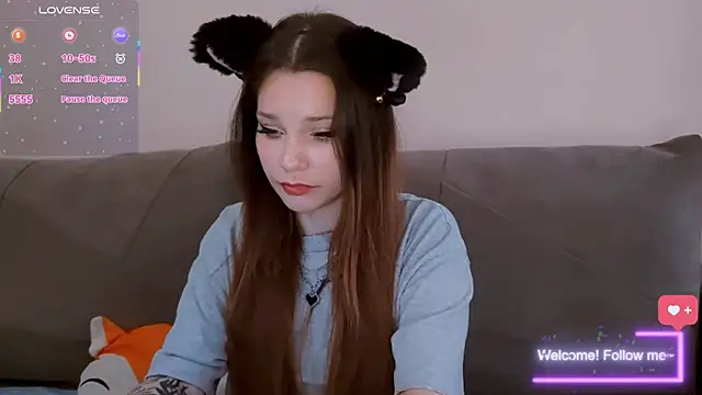 kittenalissa online show from July 18, 1:24 pm