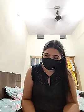 ravinaa5 online show from July 30, 7:04 pm