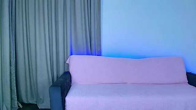  freakynikky  online show from July 23, 7:00 pm
