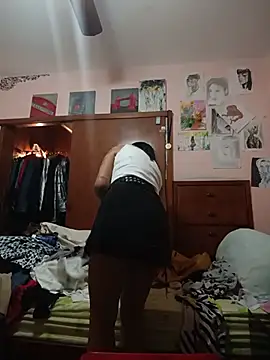 DirtyAfroditaHot online show from August 1, 1:29 am