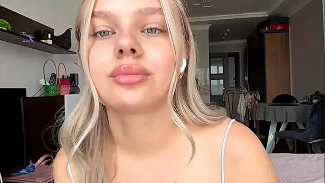 Rita Blondana online show from July 28, 11:17 am