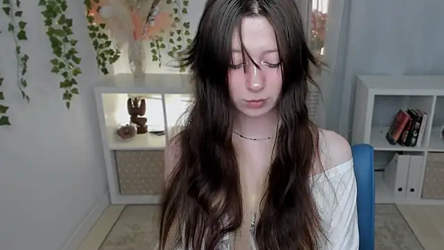 MiyuuNami online show from July 18, 3:36 pm