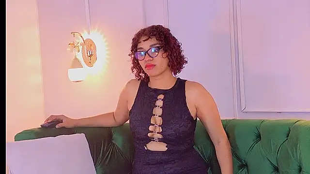 DAKOTA RAVEN CR online show from July 28, 4:39 pm