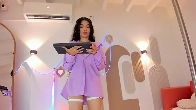 Sweet Valentine 1 online show from July 28, 7:39 pm
