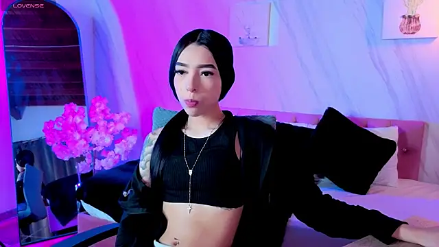 Tifanny M online show from July 17, 4:11 pm