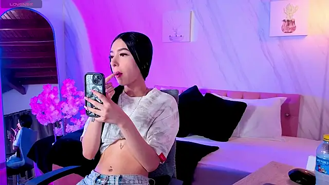 Tifanny M online show from July 22, 3:57 pm