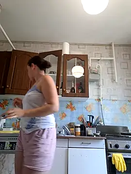 JeanneLoryzia online show from July 28, 12:59 pm