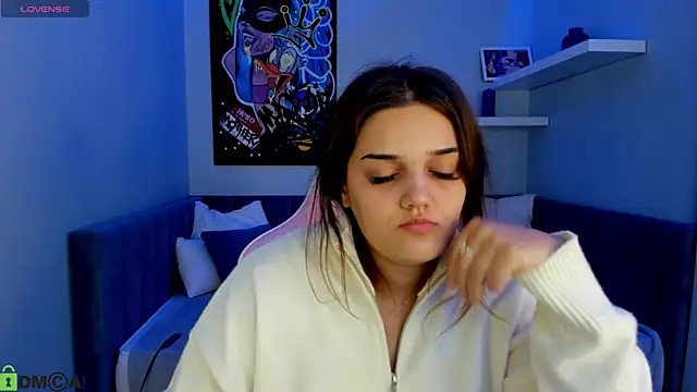 Aisha Sky online show from July 18, 9:23 am