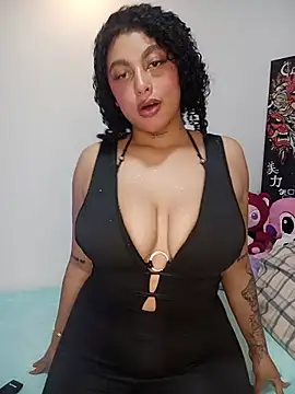 scarlett kisses online show from July 14, 12:44 am